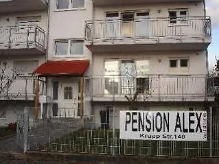 Alex 2* フランクフルト